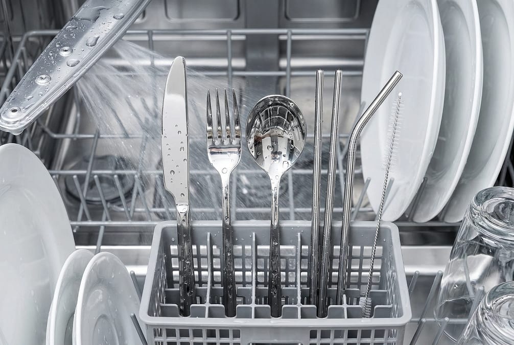 Crafted from 100% recyclable stainless steel